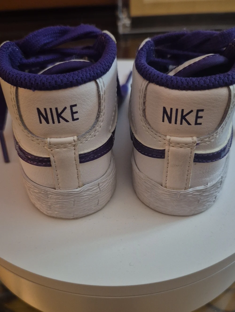 Nike Kids White and Purple Low-Top Sneakers